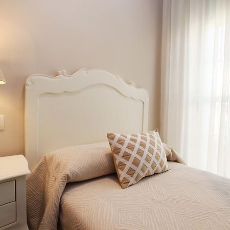 Hotel Maestranza إشبيلية الغرفة الصورة