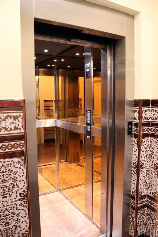 Hotel Maestranza إشبيلية المظهر الخارجي الصورة