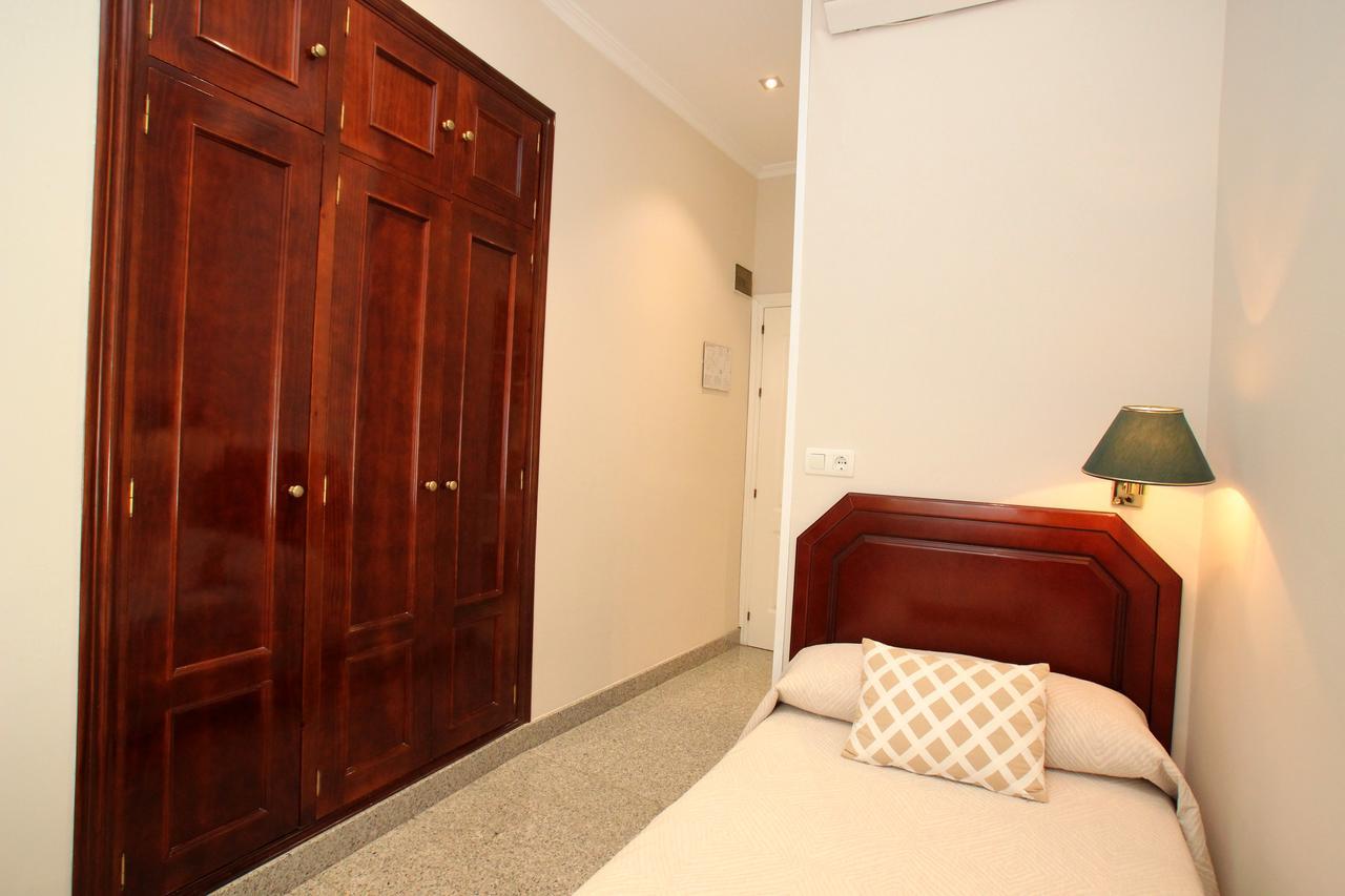 Hotel Maestranza إشبيلية الغرفة الصورة